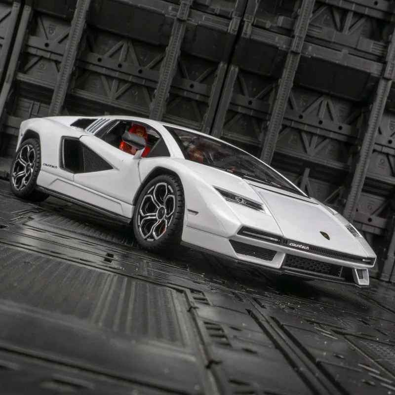 Lamborghini Countach LPI 800-4 1:24